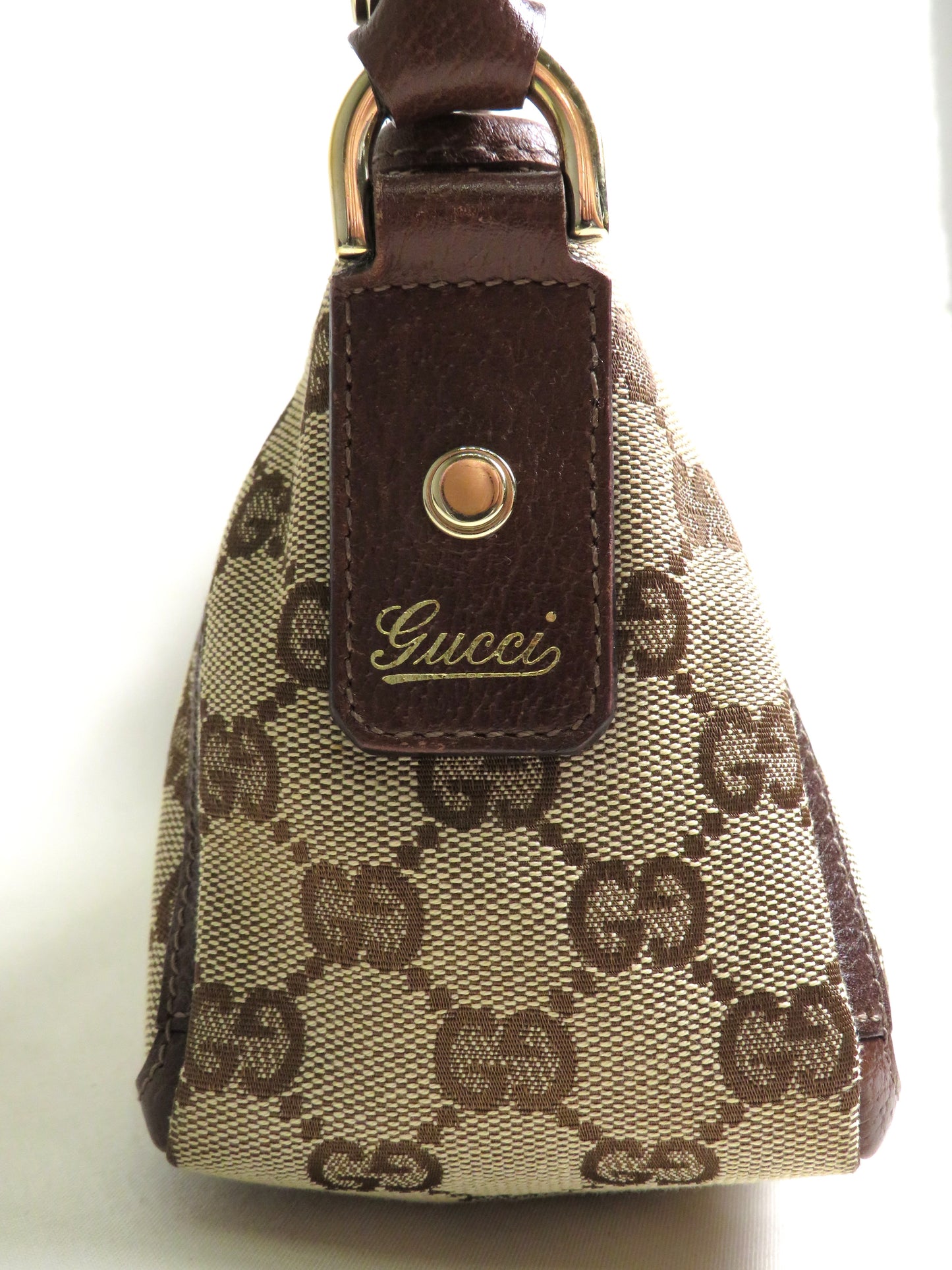 Gucci Abbey Pochette D Ring Bag