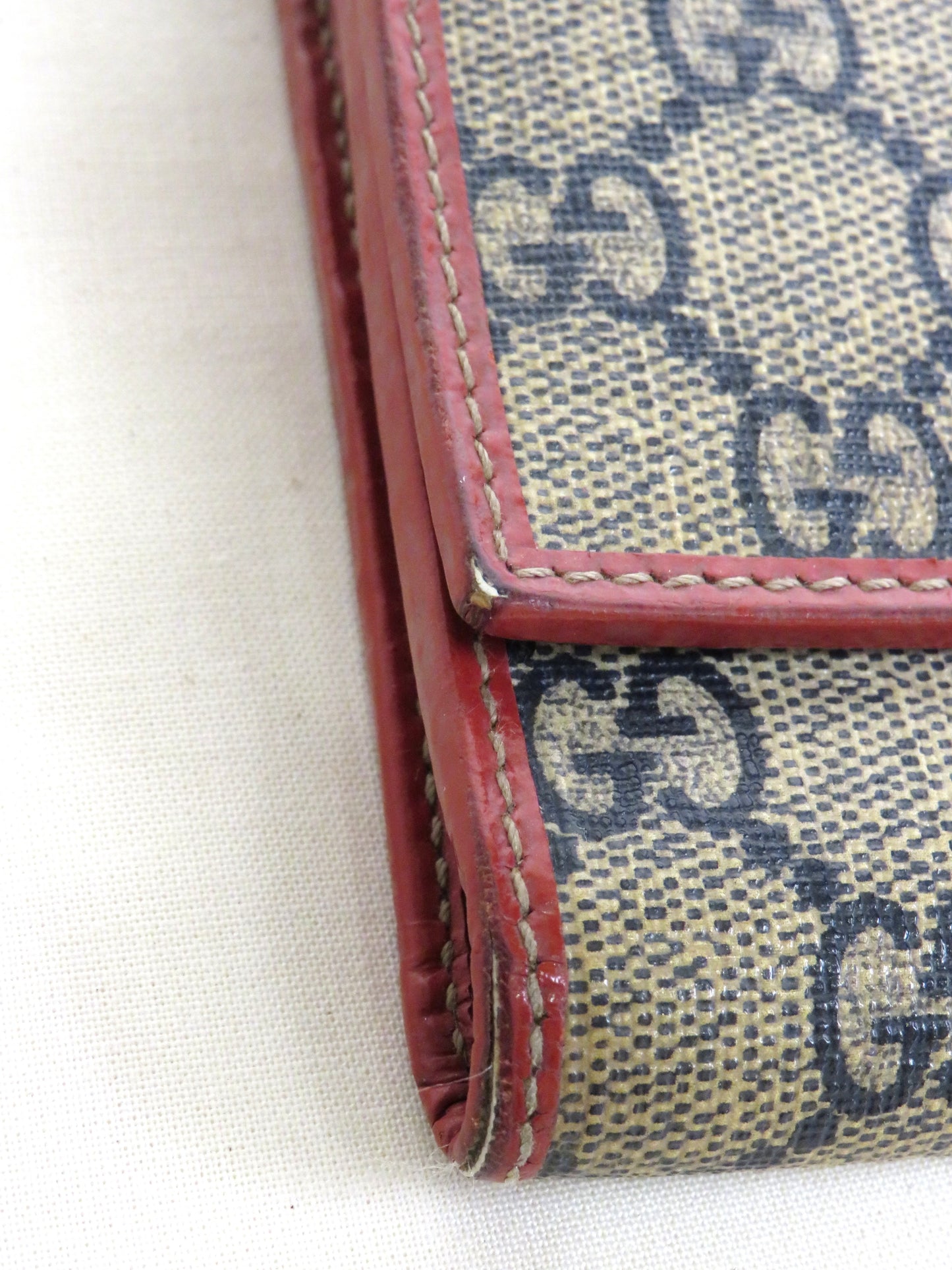 Gucci Vintage Wallet Tattoo Rose