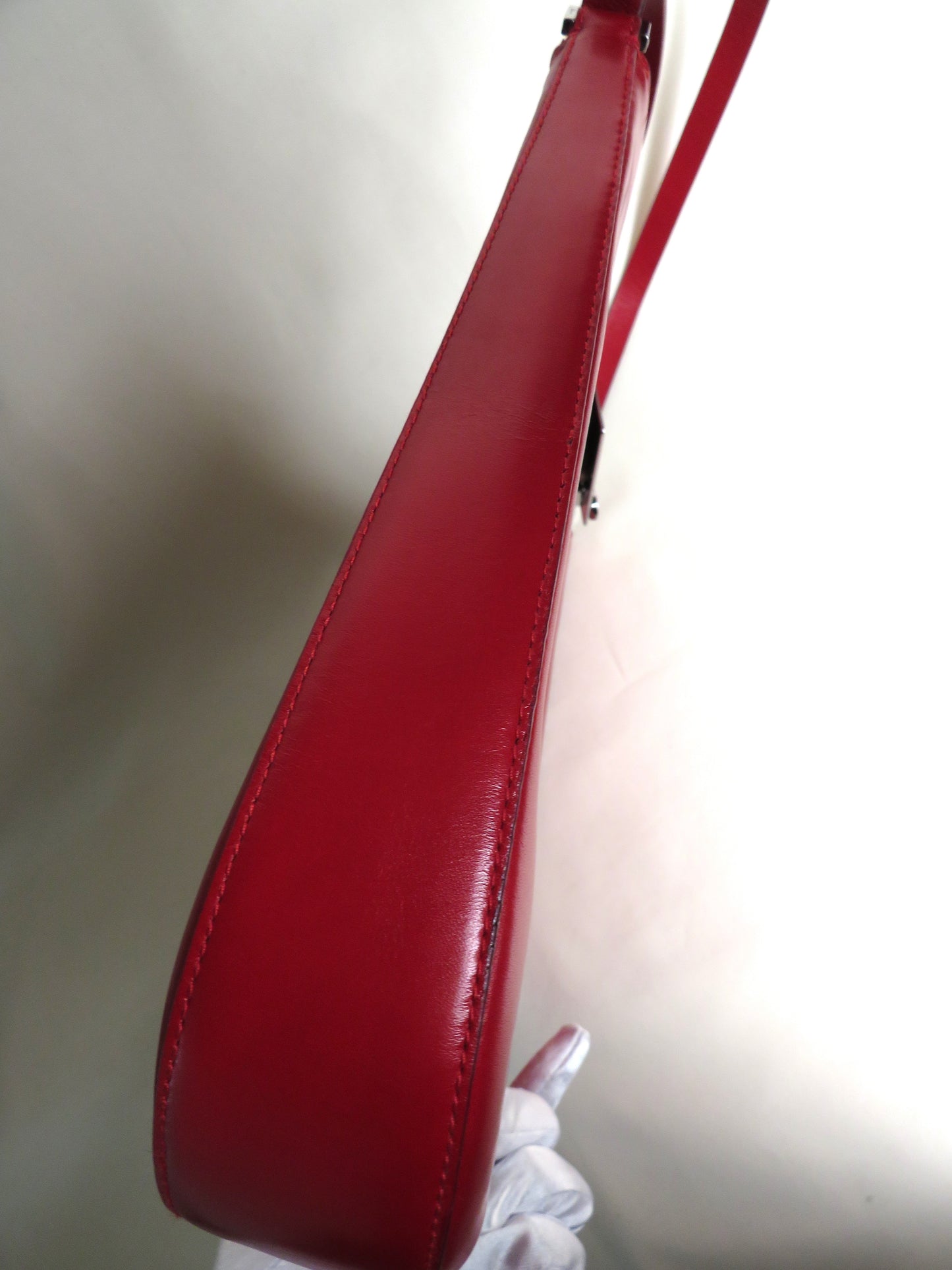 Salvatore Ferragamo Red Leather Shoulder Bag