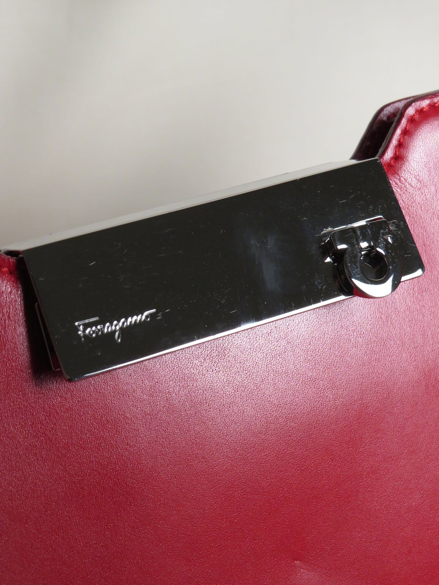 Salvatore Ferragamo Red Leather Shoulder Bag